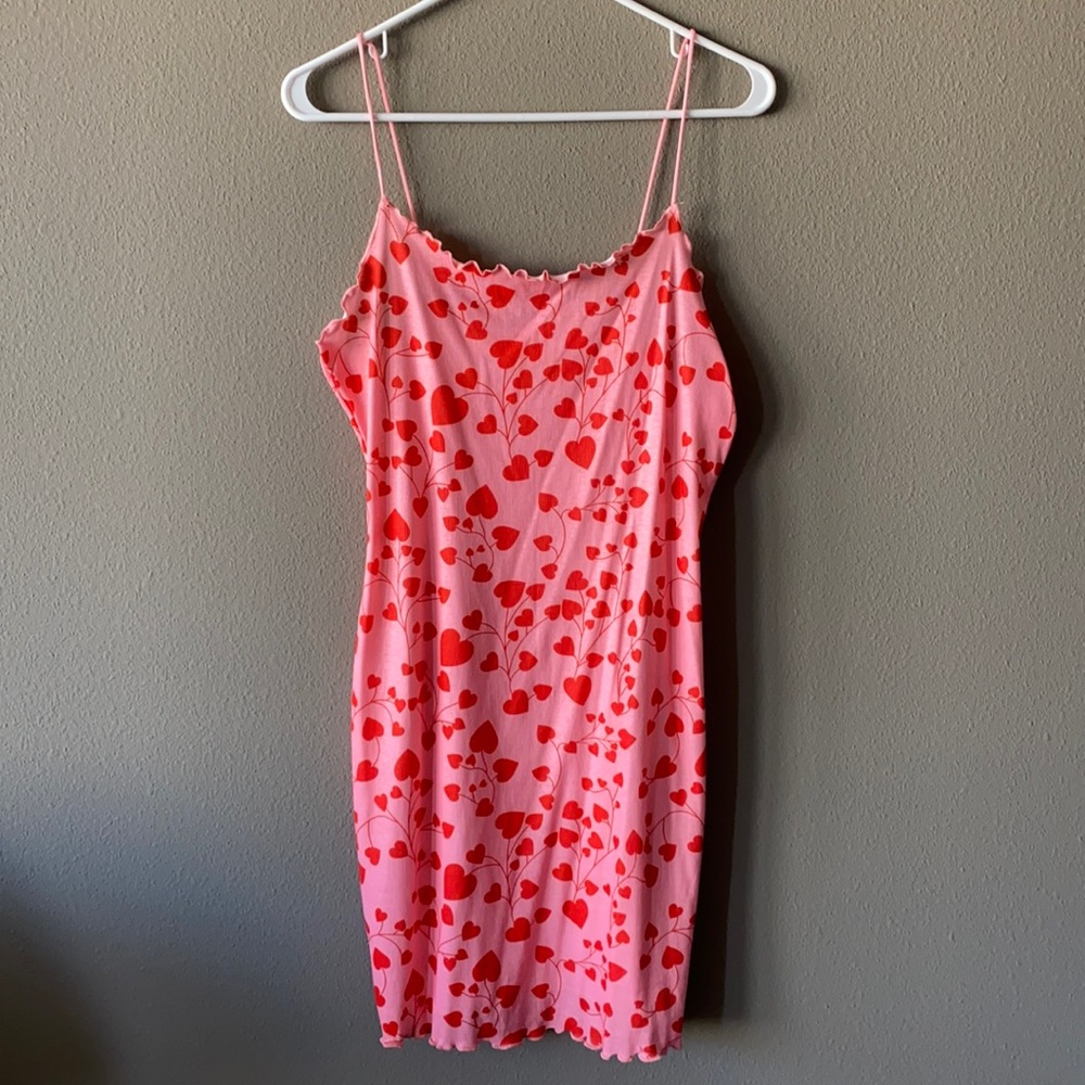 Fun heart dress! Never used!